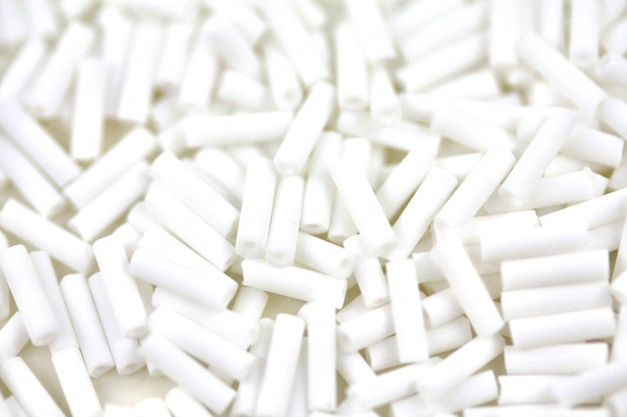 Стеклярус White прямий матовий 4.0mm